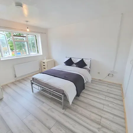 Easy Rooms, Standard Double Room Stevenage Exterior photo