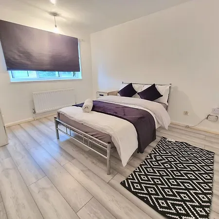Easy Rooms, Standard Double Room Stevenage Exterior photo